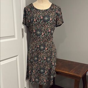 J. Crew Short Sleeve Flutter Floral Medallion Dress Size 12 Style H5402